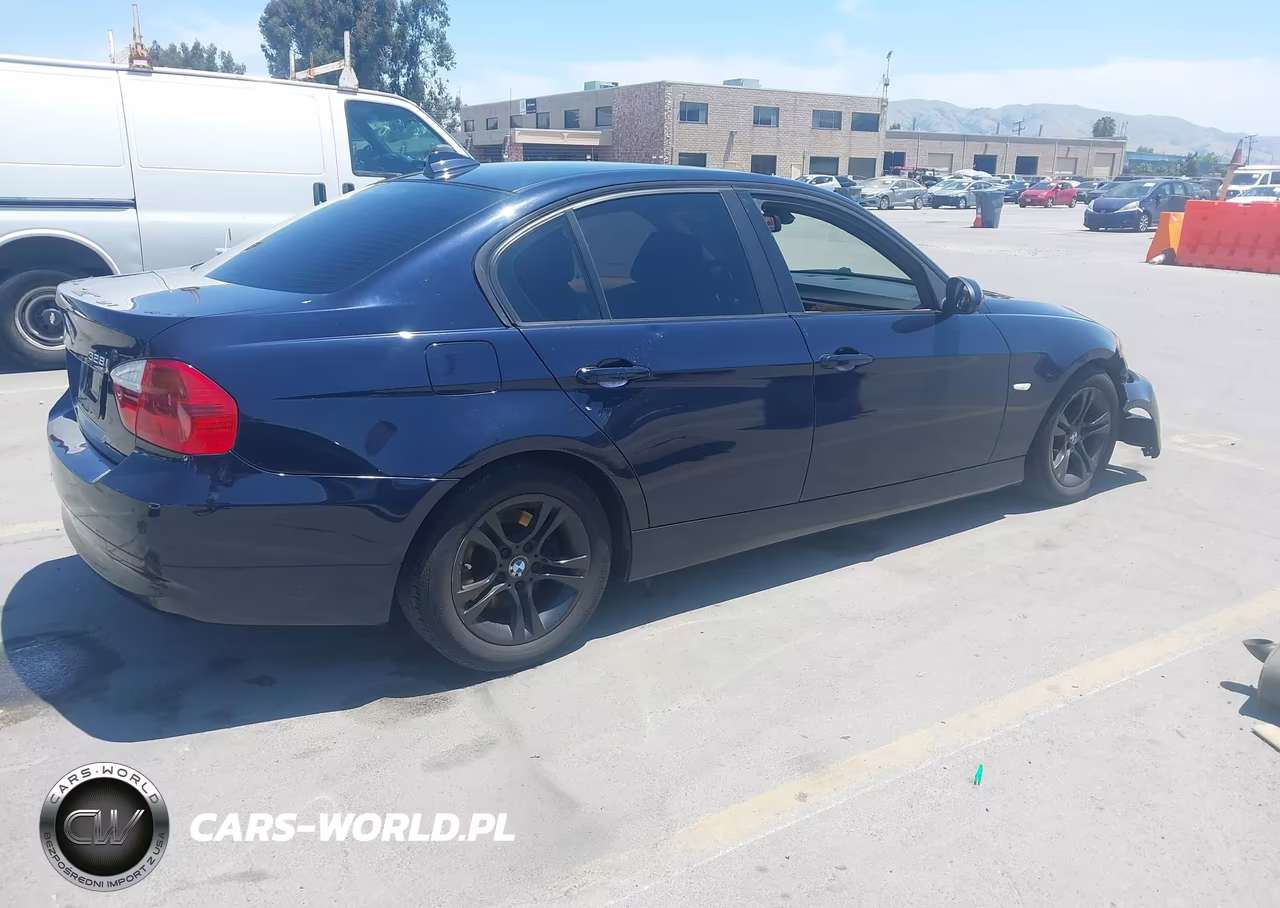 2008 BMW 328I VIN:WBAVC535X8FZ85432 - 4