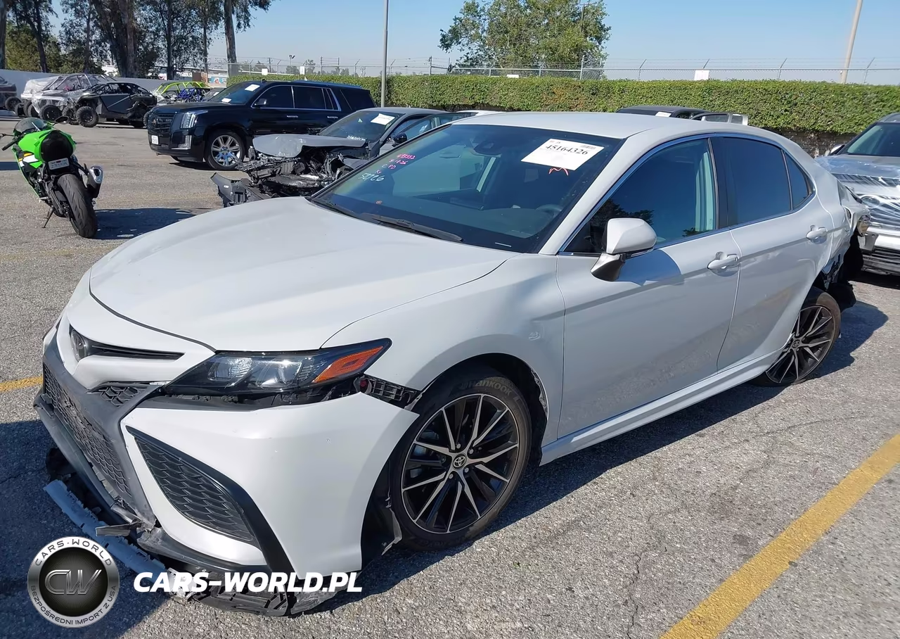 2022 Toyota Camry Se VIN:4T1G11AKXNU072899 - 2
