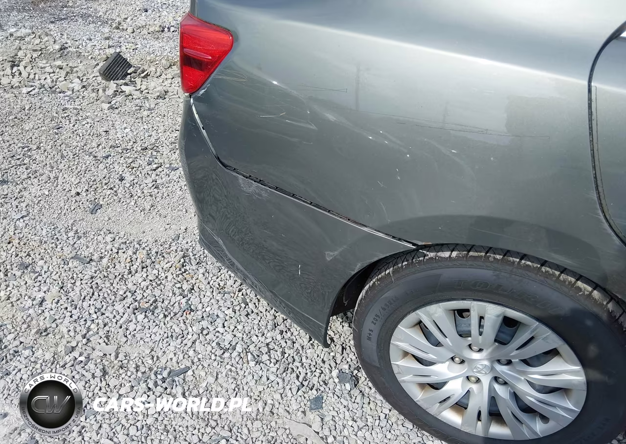 2014 Toyota Camry Le VIN:4T1BF1FK8EU815029 - 18