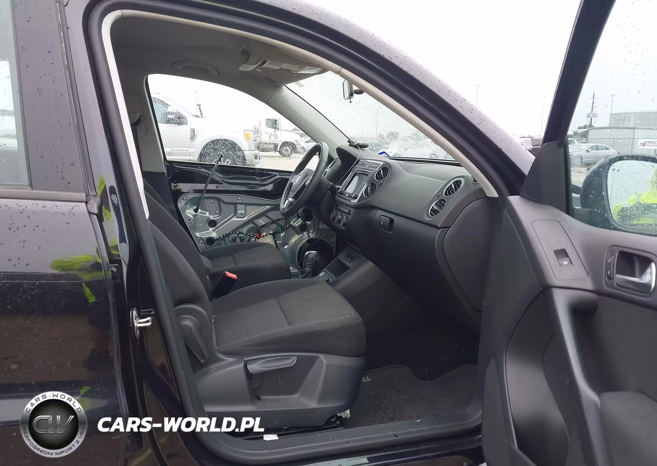 2017 Volkswagen Tiguan 2.0T-2.0T S VIN:WVGAV7AXXHK048949 - 5
