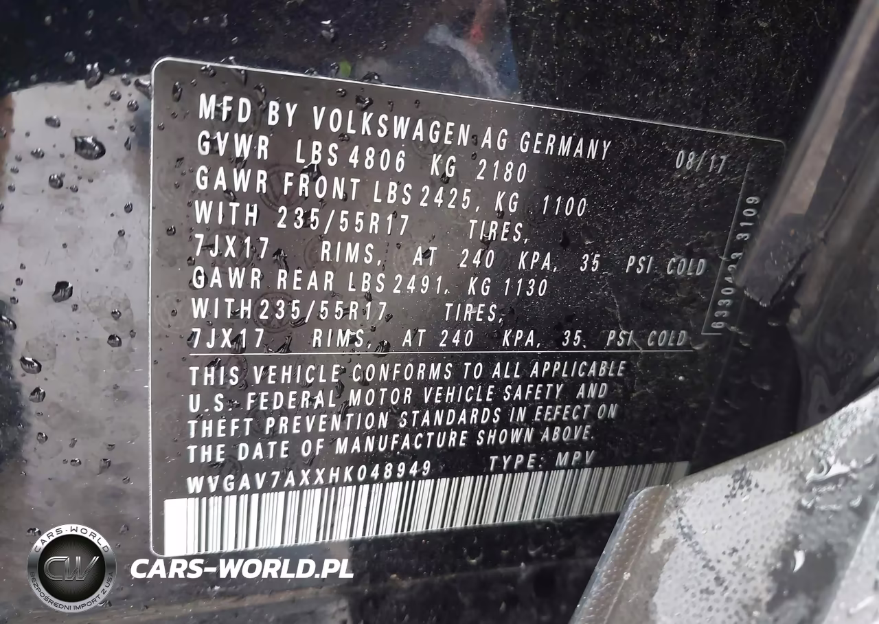 2017 Volkswagen Tiguan 2.0T-2.0T S VIN:WVGAV7AXXHK048949 - 9