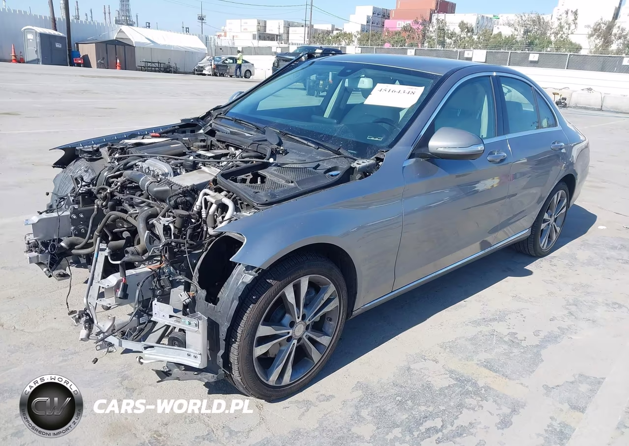 2015 Mercedes-Benz C 300 Luxury VIN:55SWF4JB6FU085242 - 2