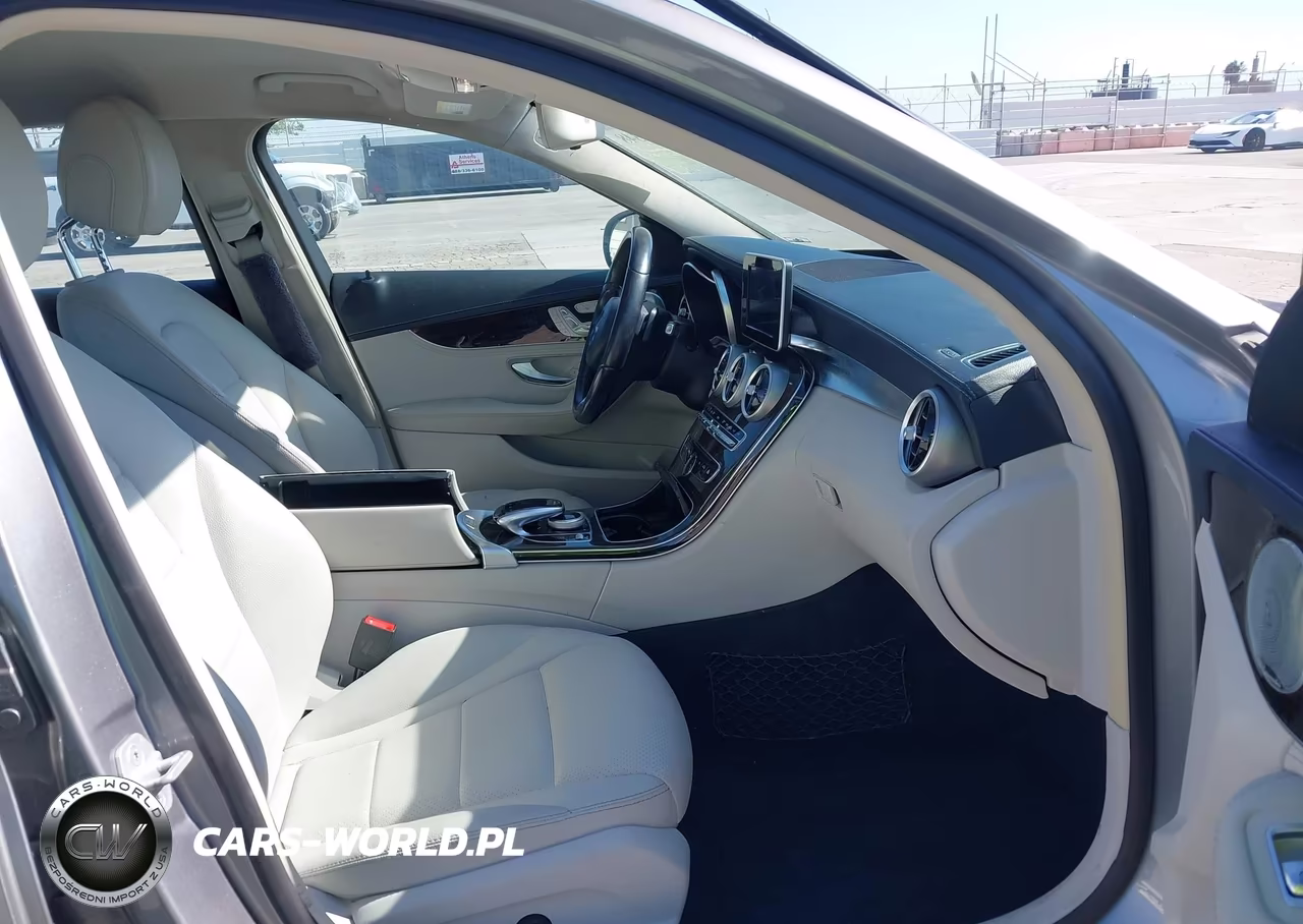2015 Mercedes-Benz C 300 Luxury VIN:55SWF4JB6FU085242 - 5
