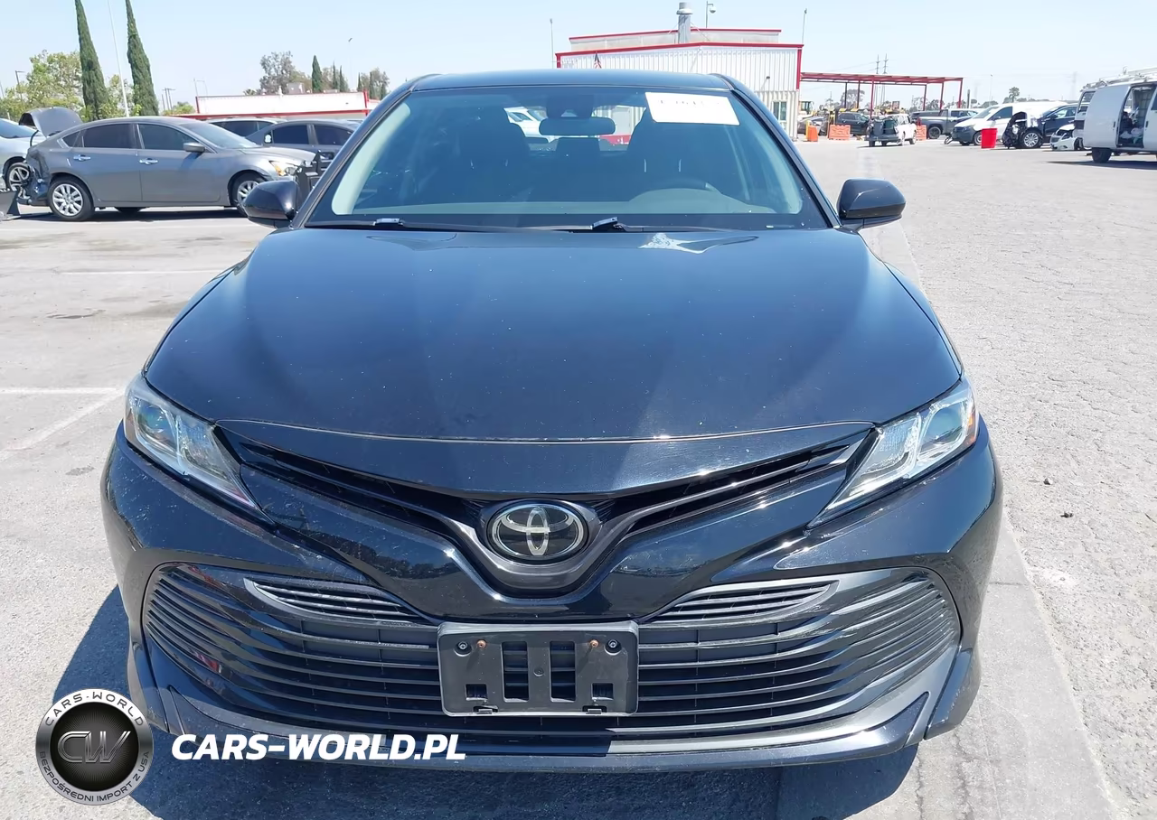 2019 Toyota Camry Le VIN:4T1B11HK2KU265284 - 12