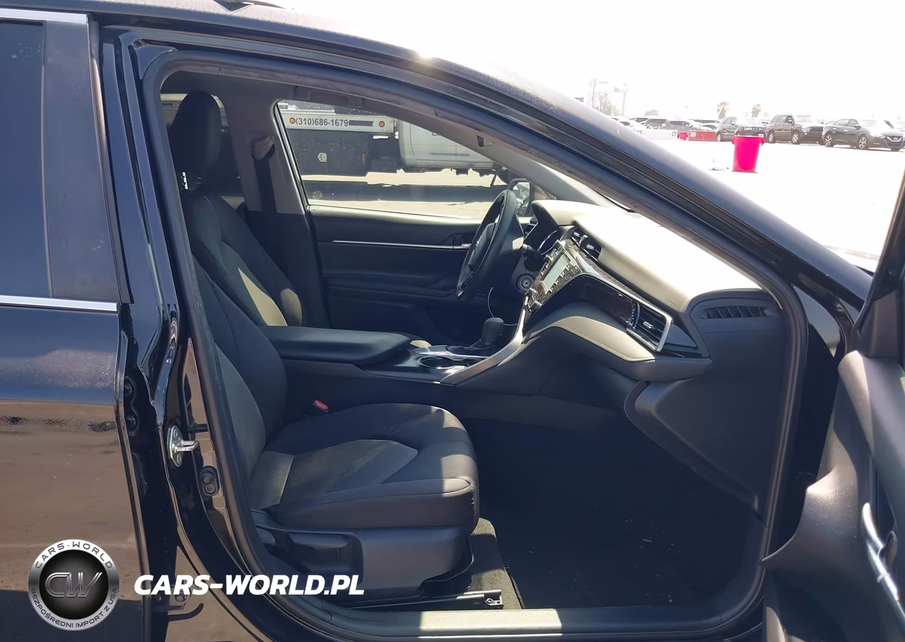 2019 Toyota Camry Le VIN:4T1B11HK2KU265284 - 5