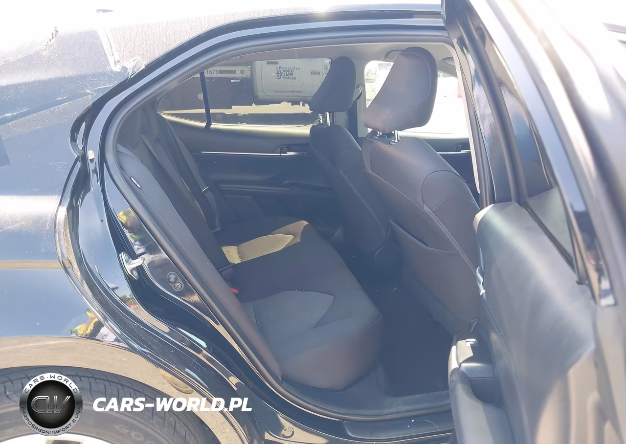 2019 Toyota Camry Le VIN:4T1B11HK2KU265284 - 8