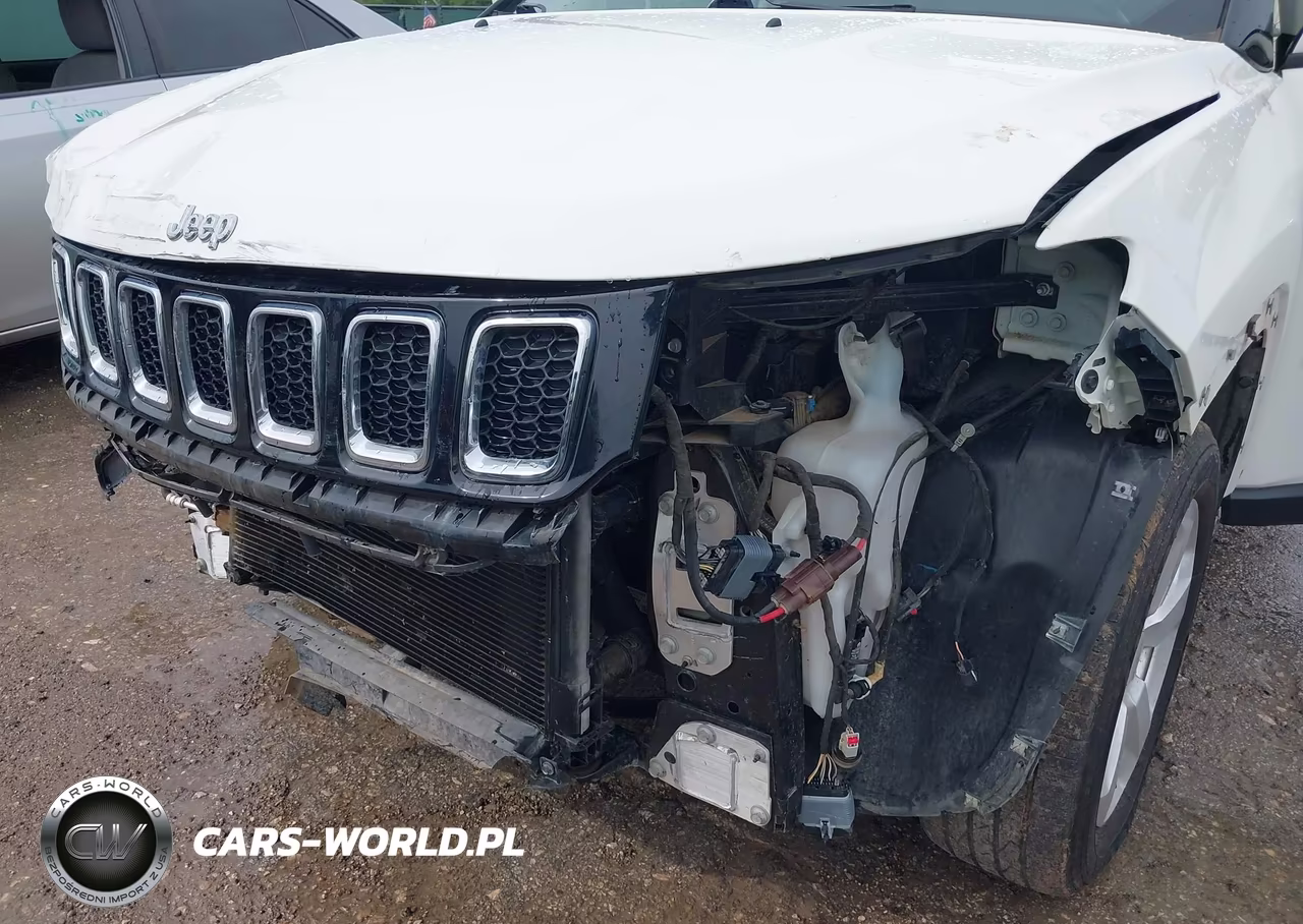 2018 Jeep Compass Latitude Fwd VIN:3C4NJCBB6JT327686 - 6