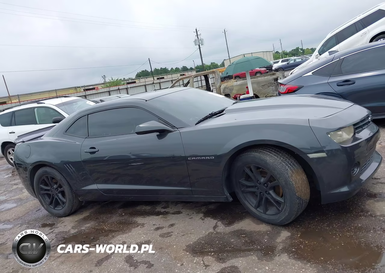 2015 Chevrolet Camaro 2Ls VIN:2G1FB1E38F9236545 - 13