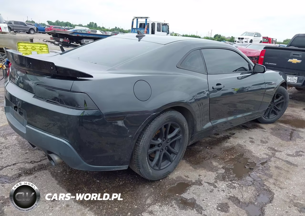 2015 Chevrolet Camaro 2Ls VIN:2G1FB1E38F9236545 - 4