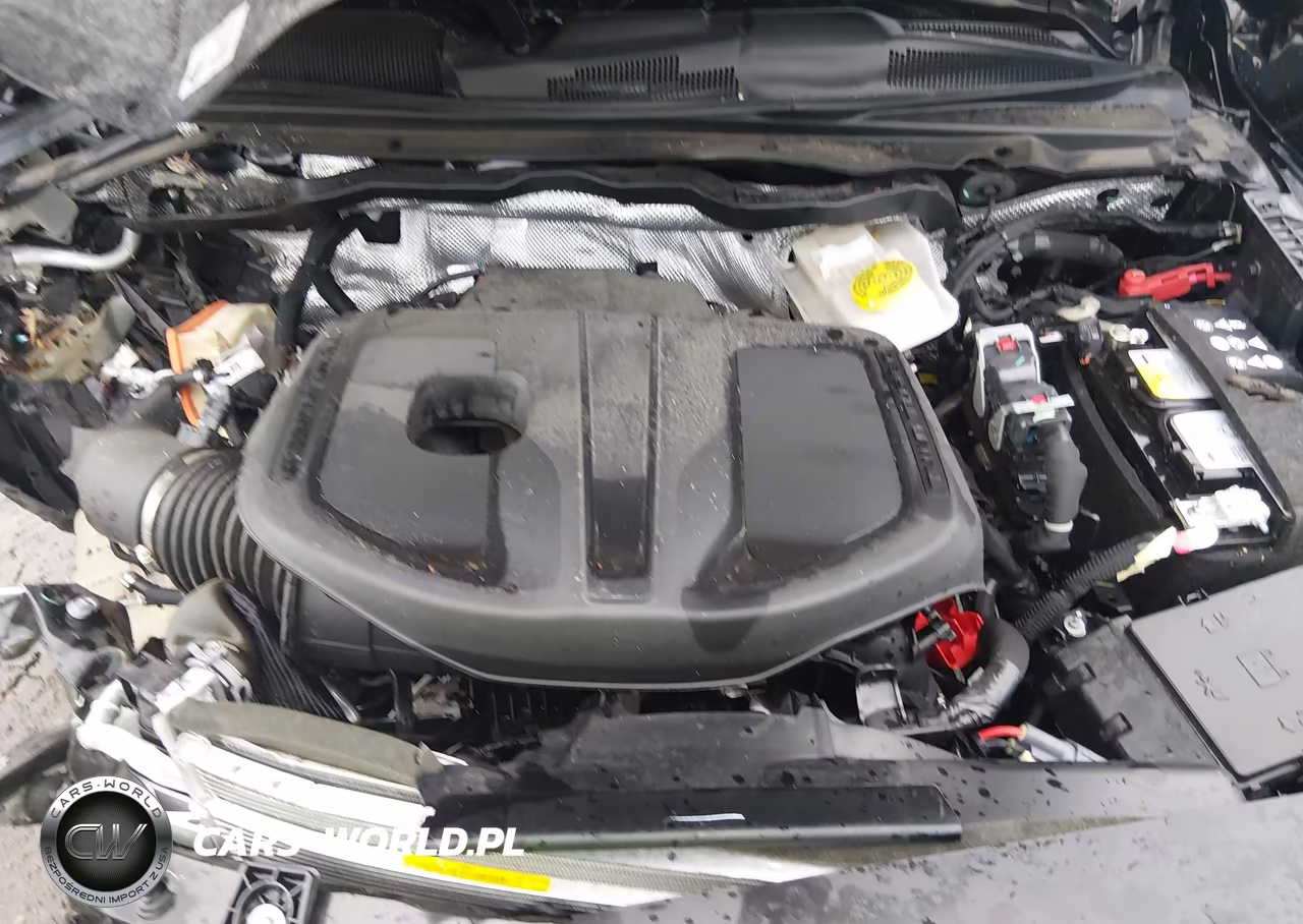2025 Ram 1500 VIN:1C6SRFFP5SN633693 - 10