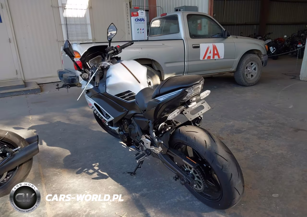 2026 Kawasaki Ex650 P VIN:ML5EXEP14TDAG8885 - 3