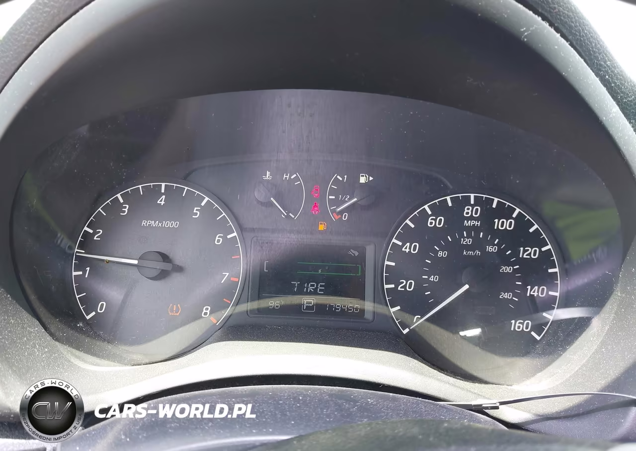 2014 Nissan Sentra S VIN:3N1AB7AP3EL643720 - 7