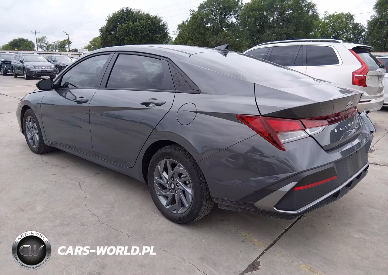2024 Hyundai Elantra Sel VIN:KMHLM4DG4RU739275 - 3