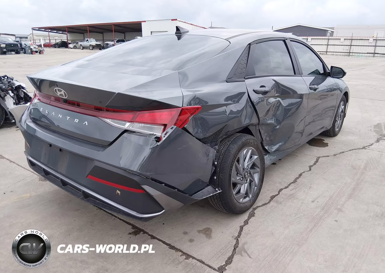 2024 Hyundai Elantra Sel VIN:KMHLM4DG4RU739275 - 4