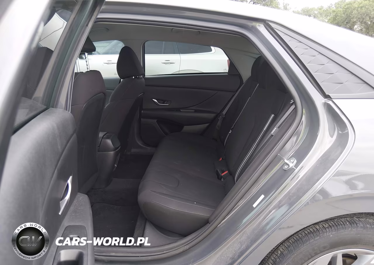 2024 Hyundai Elantra Sel VIN:KMHLM4DG4RU739275 - 8