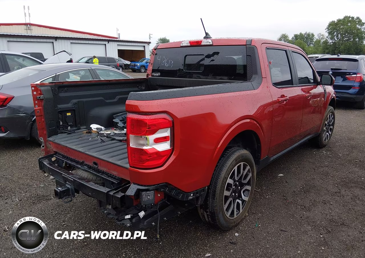 2023 Ford Maverick Lariat VIN:3FTTW8E38PRA48613 - 4