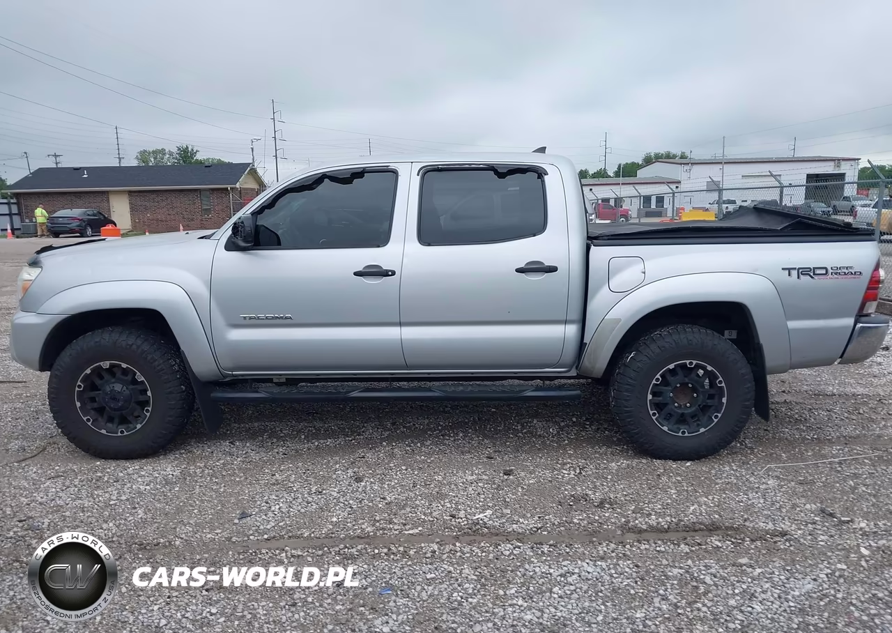 2012 Toyota Tacoma Base V6 VIN:3TMLU4ENXCM099943 - 14