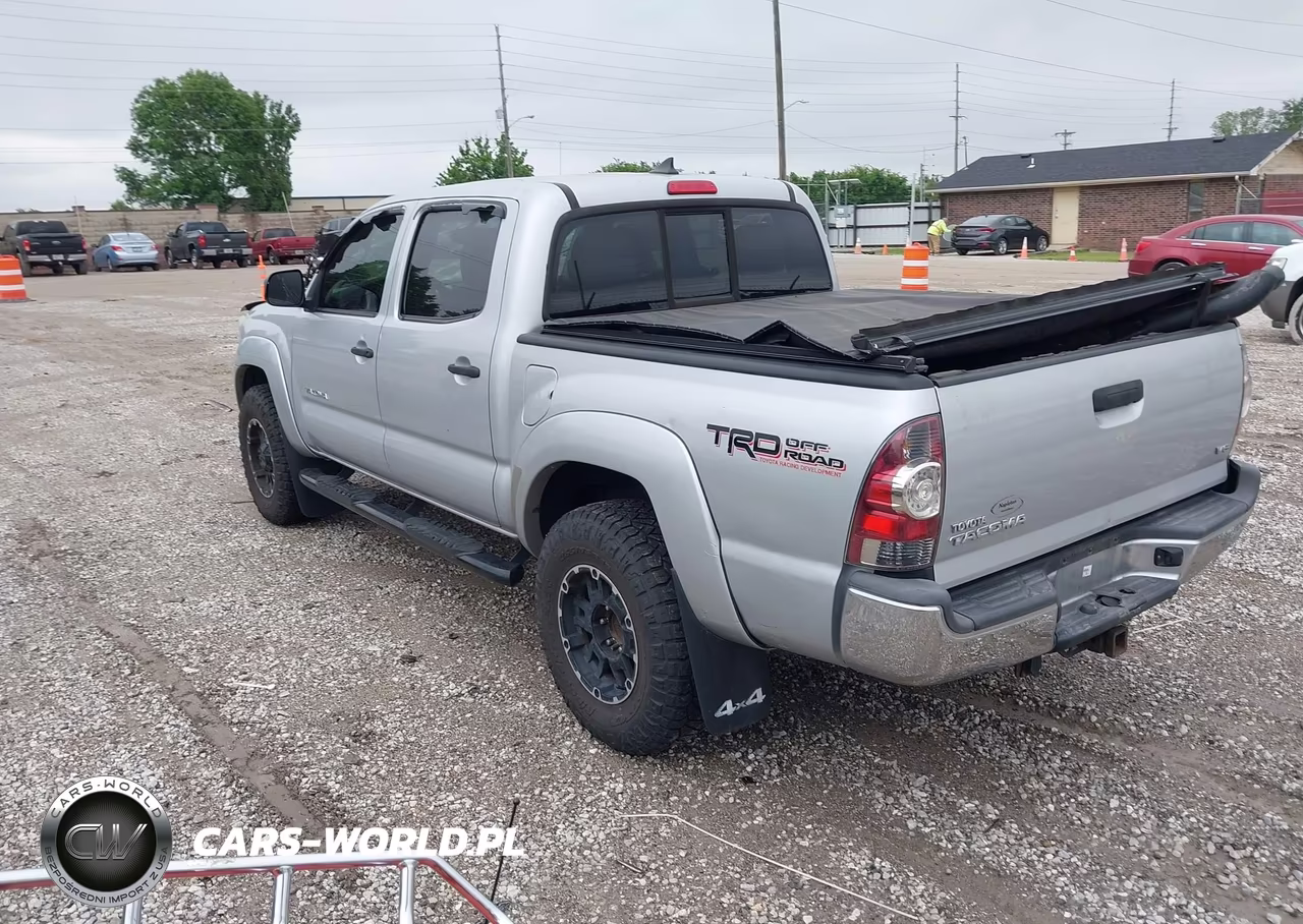 2012 Toyota Tacoma Base V6 VIN:3TMLU4ENXCM099943 - 3