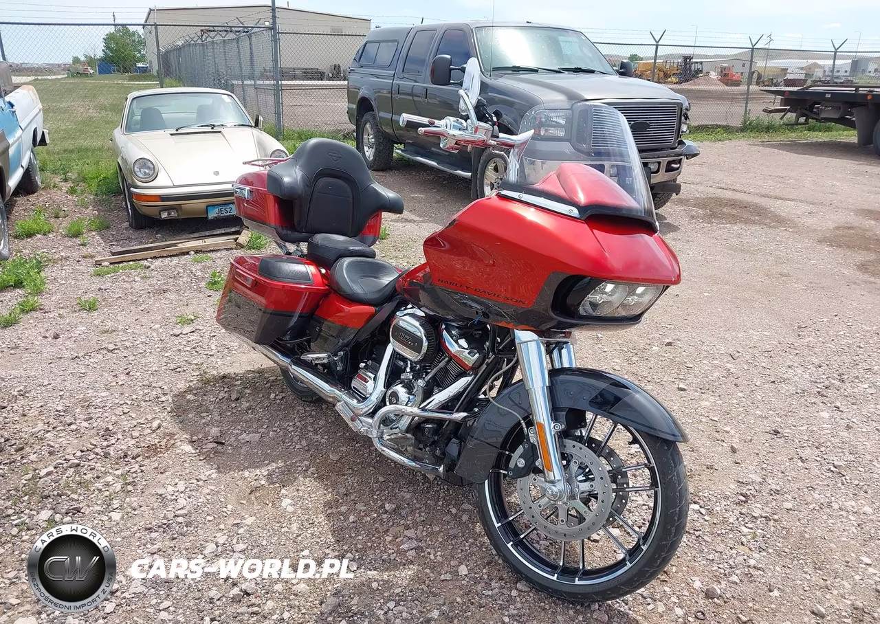 2018 Harley-Davidson Fltrxse Cvo Road Glide – zdjęcie 1 z 17