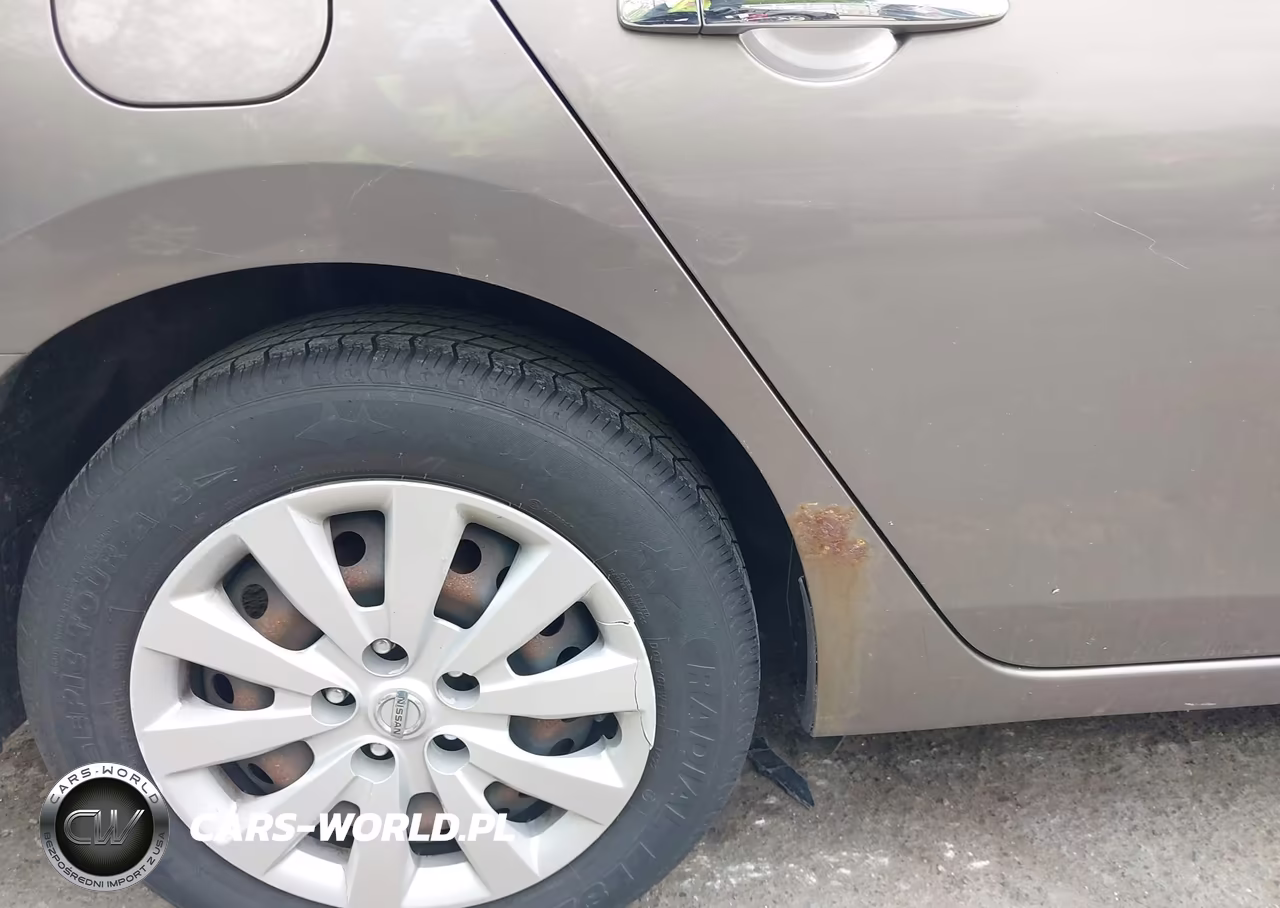 2015 Nissan Sentra Fe+ S-S-Sl-Sr-Sv VIN:3N1AB7AP4FL646577 - 13