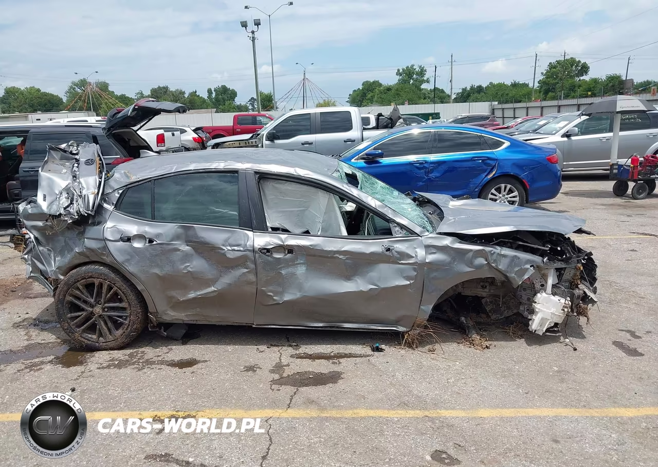 2025 Toyota Camry Xse-Xle-Le-Se VIN:4T1DAACK8SU567016 - 13