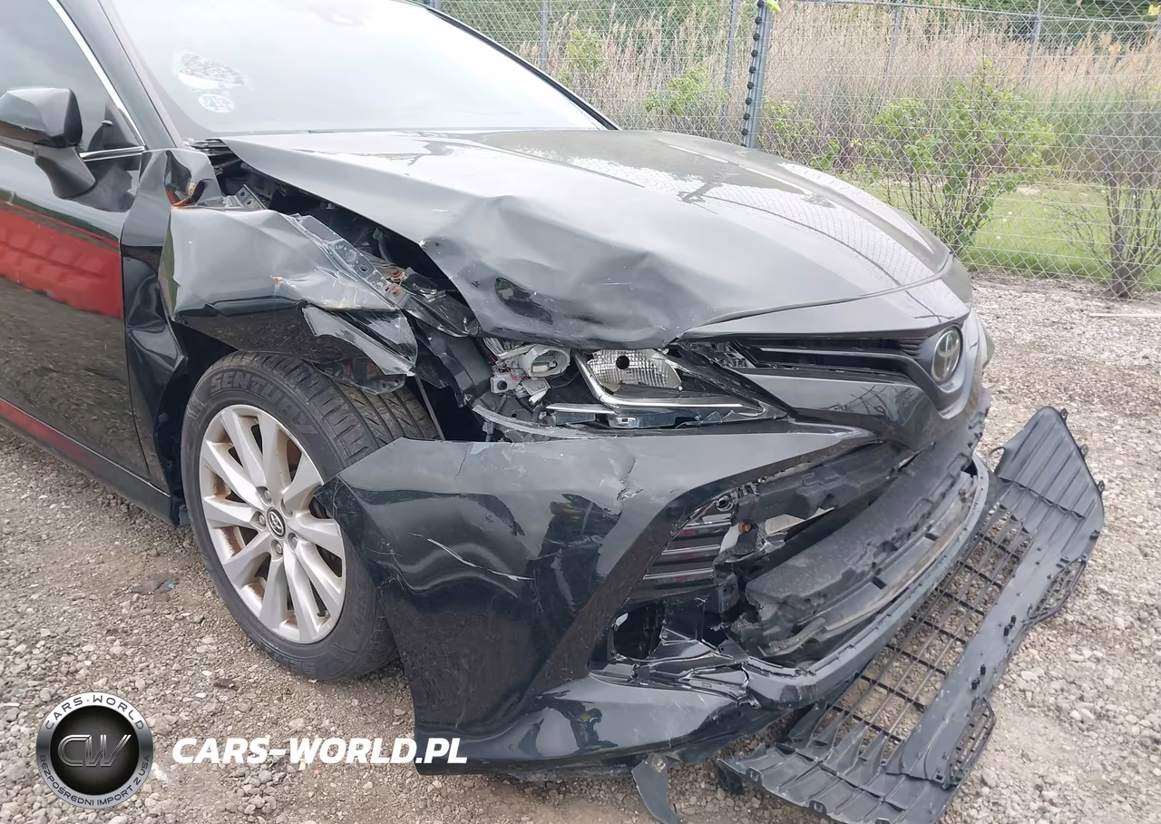 2018 Toyota Camry Le VIN:4T1B11HK8JU095351 - 6
