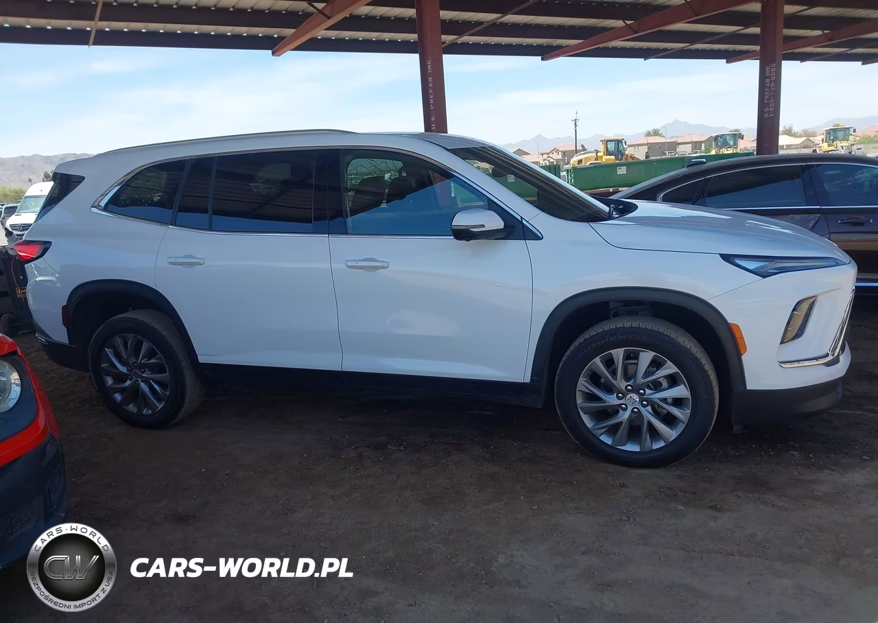 2025 Buick Enclave Preferred Fwd VIN:5GAERARS0SJ187602 - 13