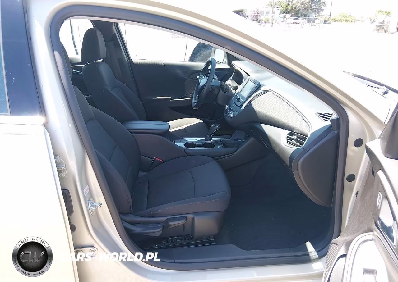 2016 Chevrolet Malibu 1Lt VIN:1G1ZE5ST4GF261600 - 5