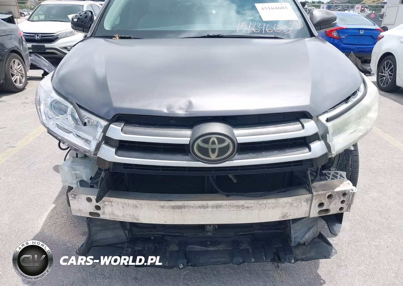2017 Toyota Highlander Le VIN:5TDZZRFH3HS205898 - 6