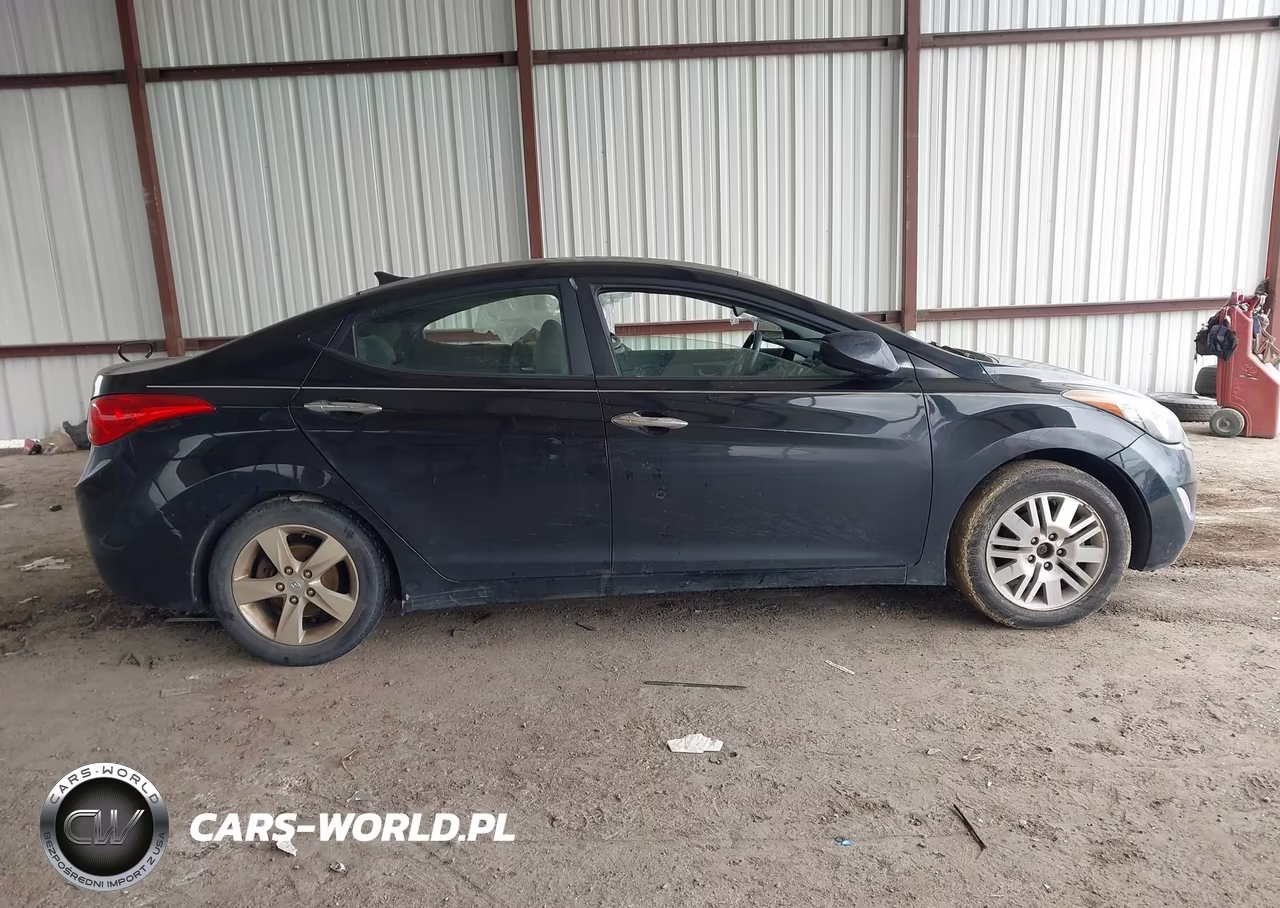2013 Hyundai Elantra Gls VIN:5NPDH4AE4DH151590 - 13