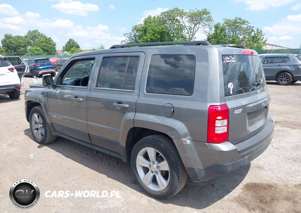 2012 Jeep Patriot Latitude VIN:1C4NJPFA5CD661208 - 3