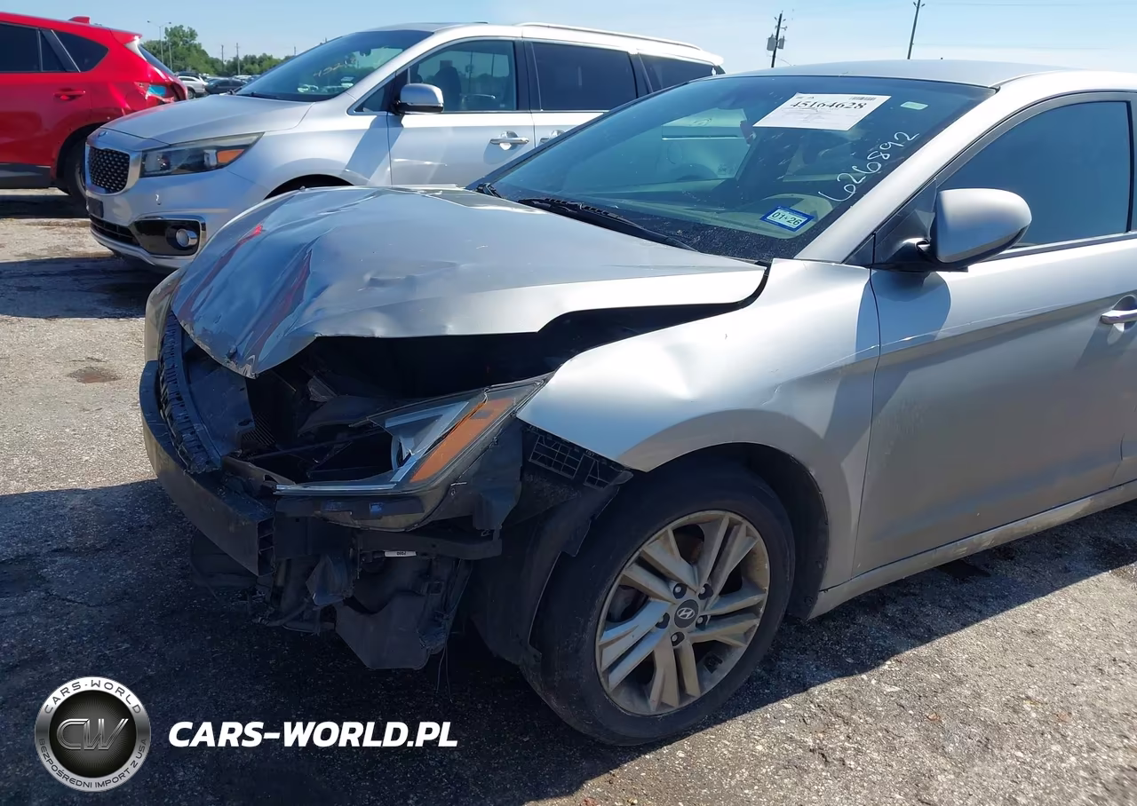 2020 Hyundai Elantra Sel VIN:5NPD84LF1LH626892 - 18