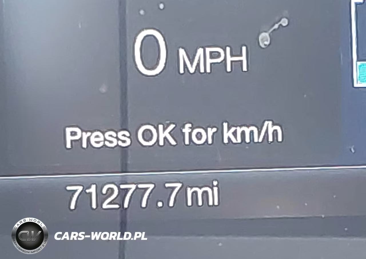 2018 Ford Fusion Hybrid S VIN:3FA6P0UU4JR212748 - 16