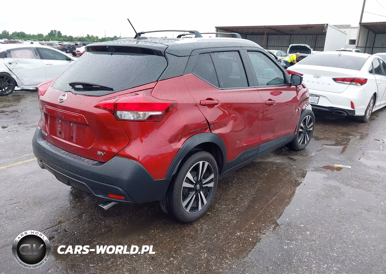 2018 Nissan Kicks Sv VIN:3N1CP5CU1JL534944 - 4