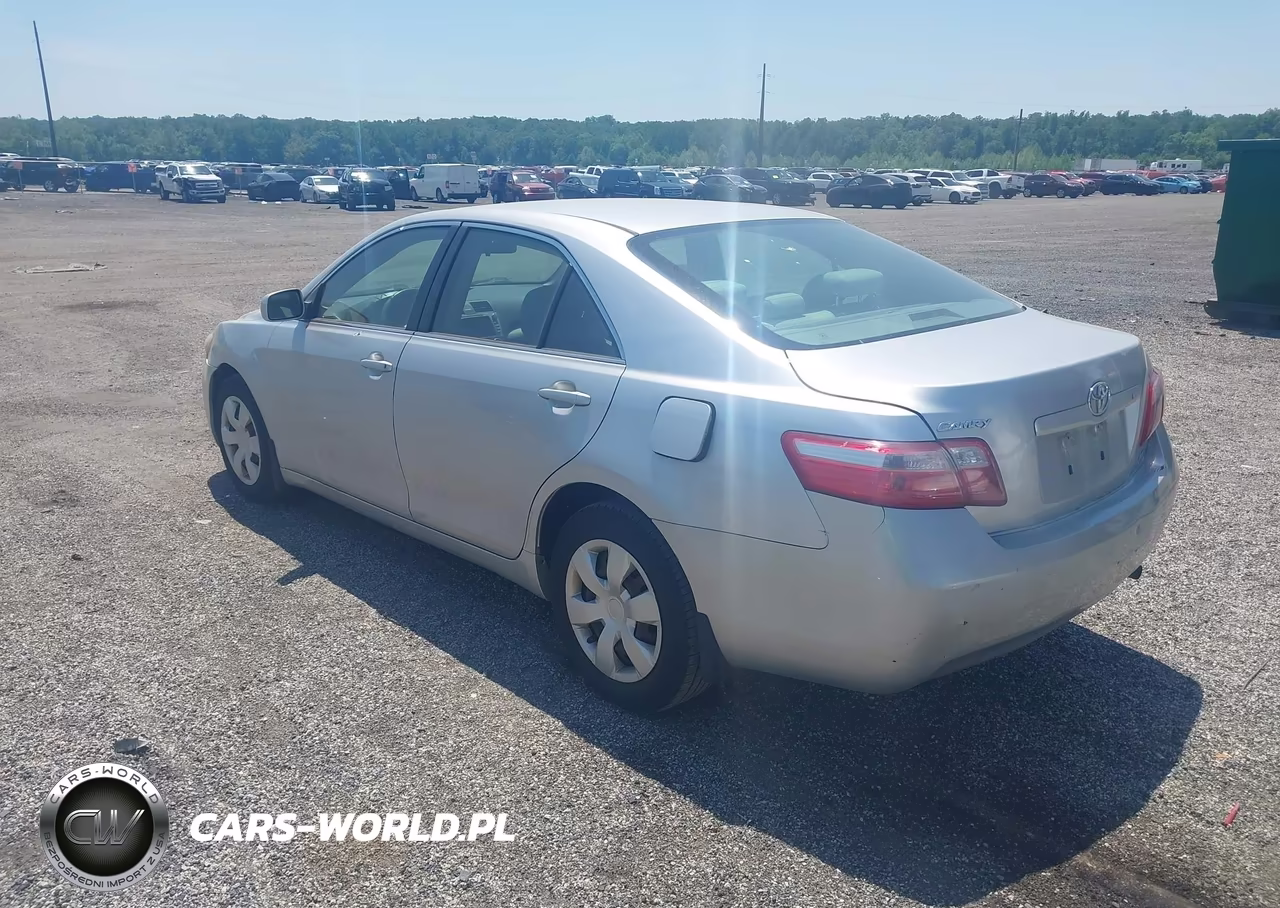 2007 Toyota Camry Le VIN:JTNBE46KX73105868 - 3