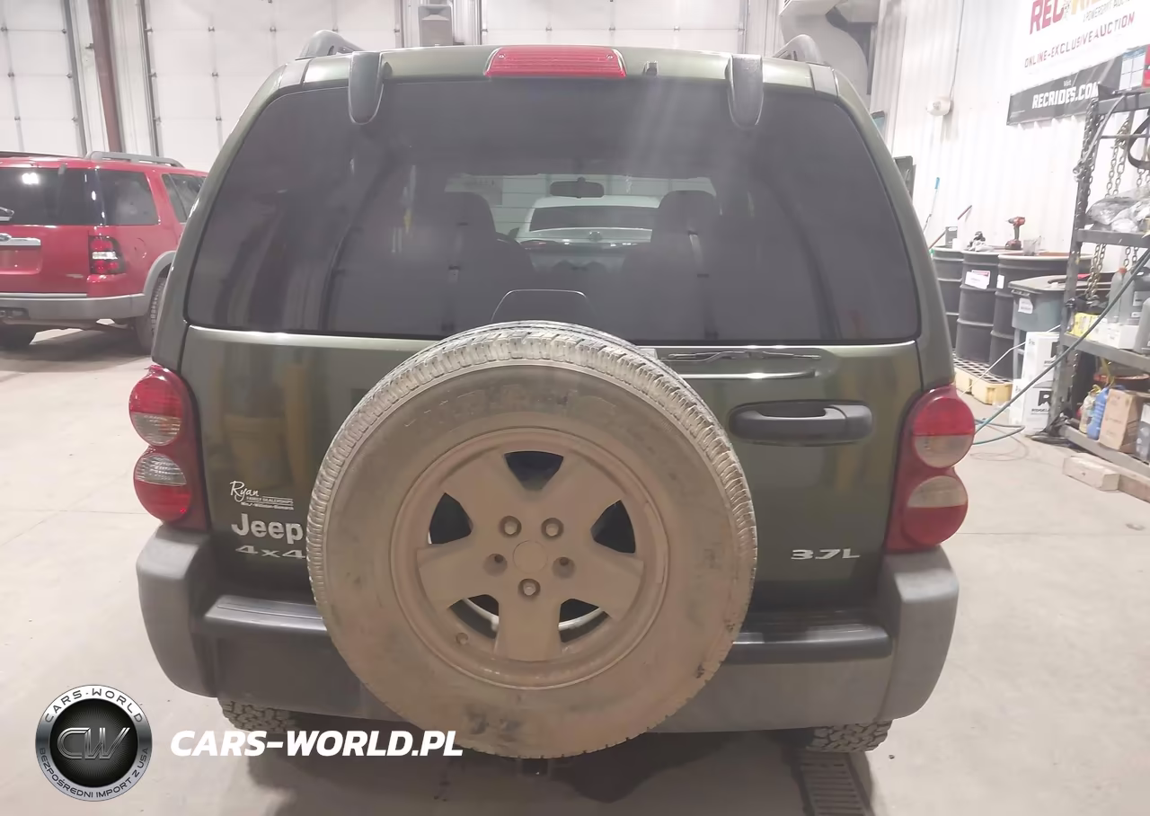 2007 Jeep Liberty Sport VIN:1J4GL48KX7W575694 - 17