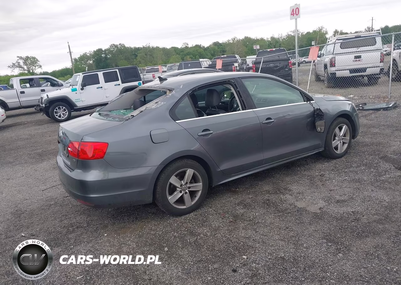 2014 Volkswagen Jetta 2.0L Tdi VIN:3VWLL7AJ7EM310751 - 4