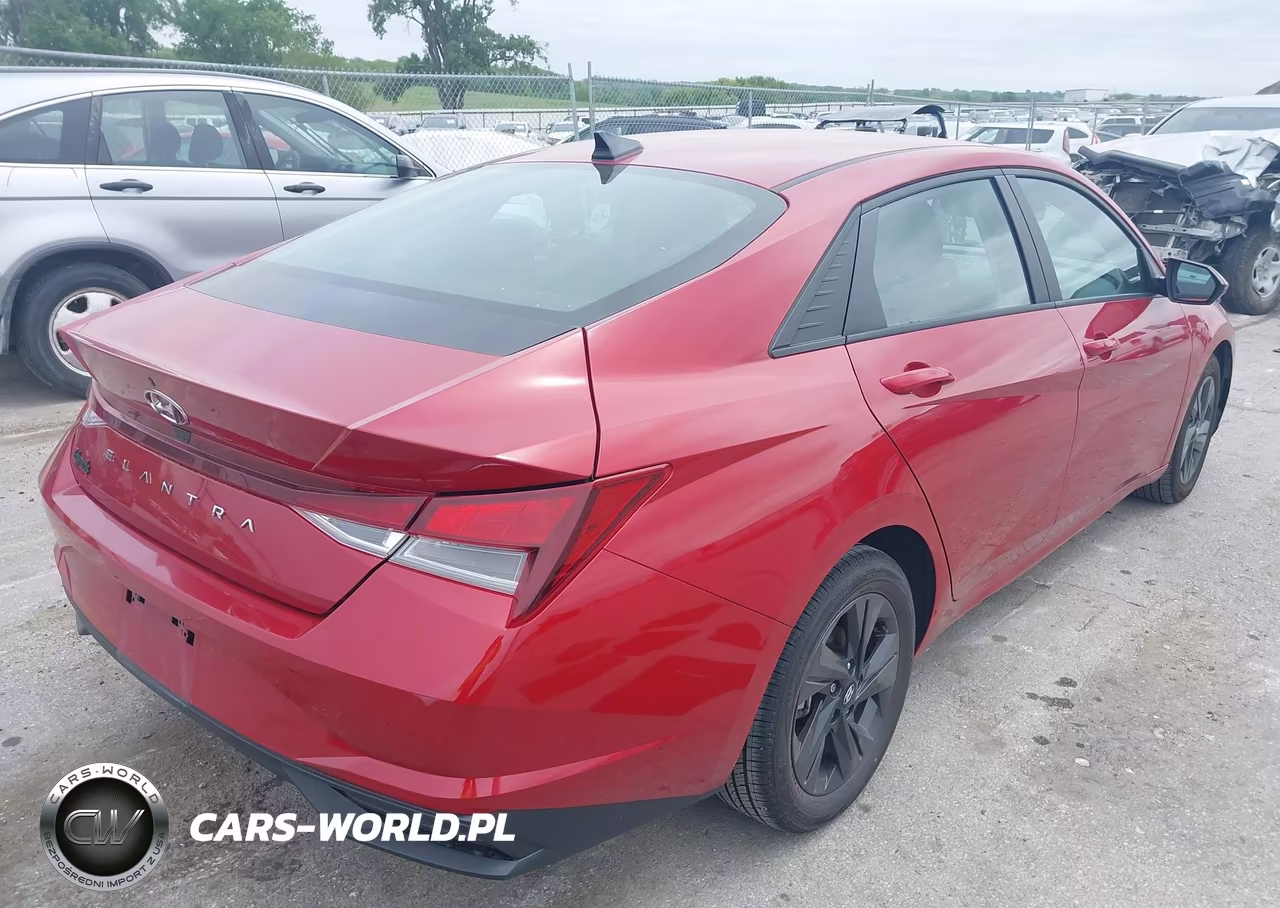 2022 Hyundai Elantra Sel VIN:KMHLM4AG2NU334577 - 4