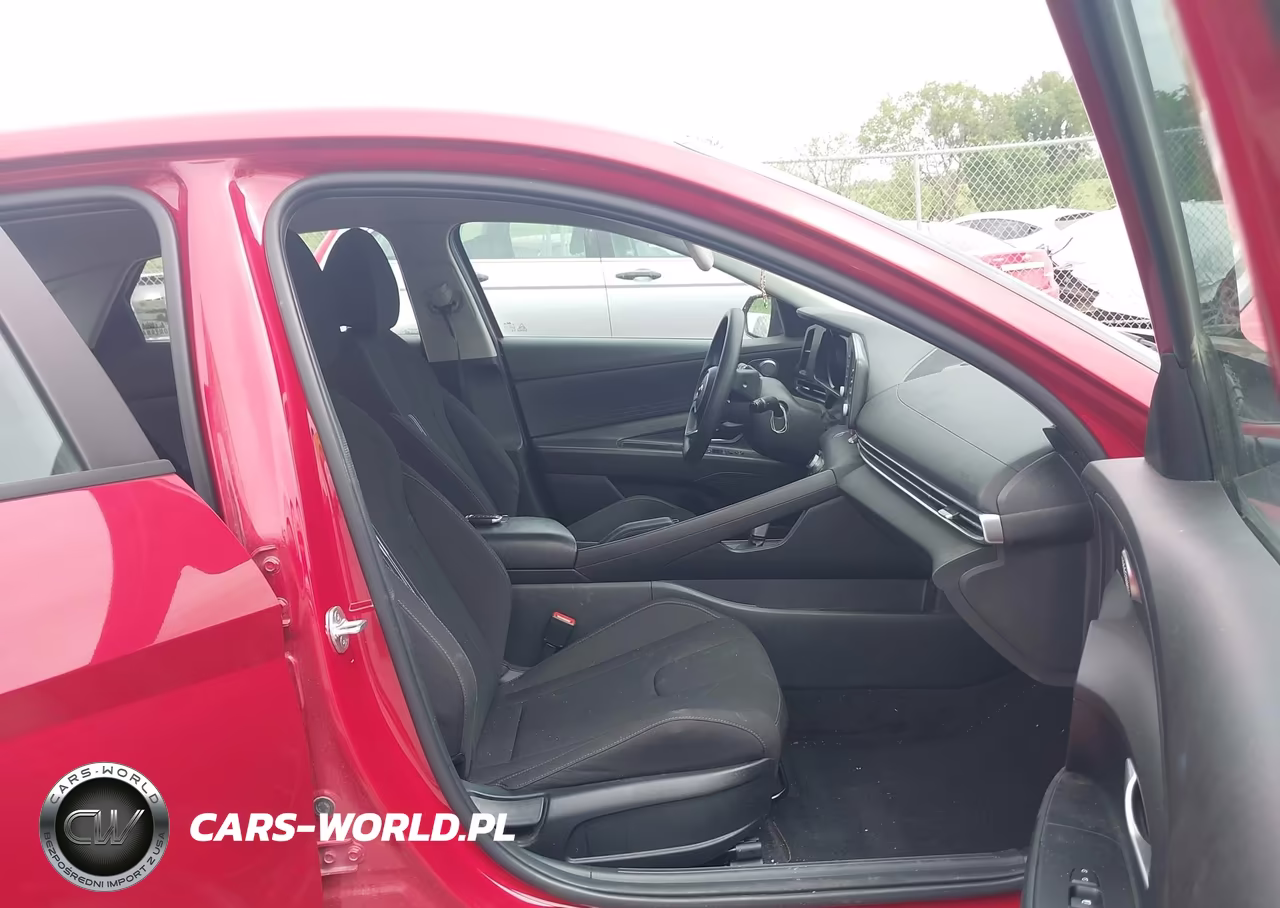 2022 Hyundai Elantra Sel VIN:KMHLM4AG2NU334577 - 5
