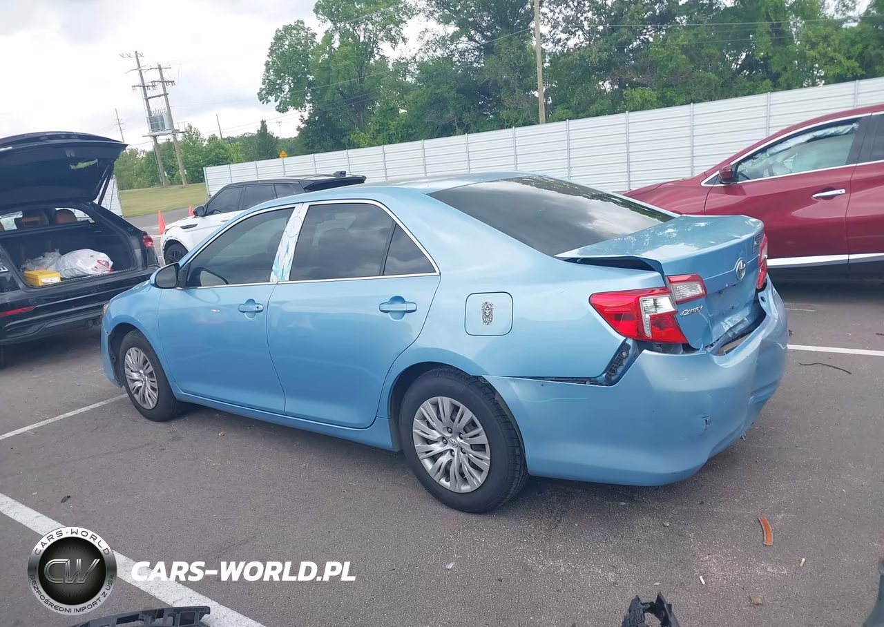2013 Toyota Camry L VIN:4T4BF1FK8DR305431 - 14