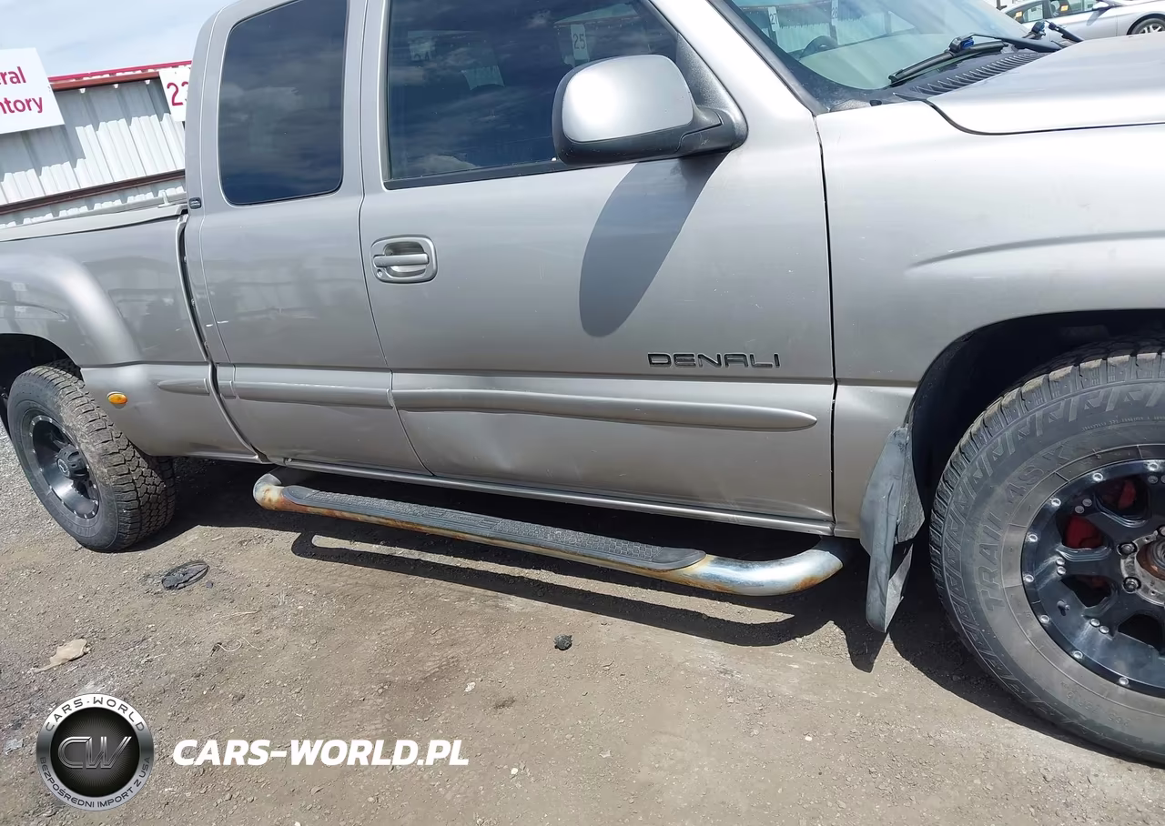 2002 GMC Sierra 1500 Denali VIN:2GTFK69U421354771 - 13