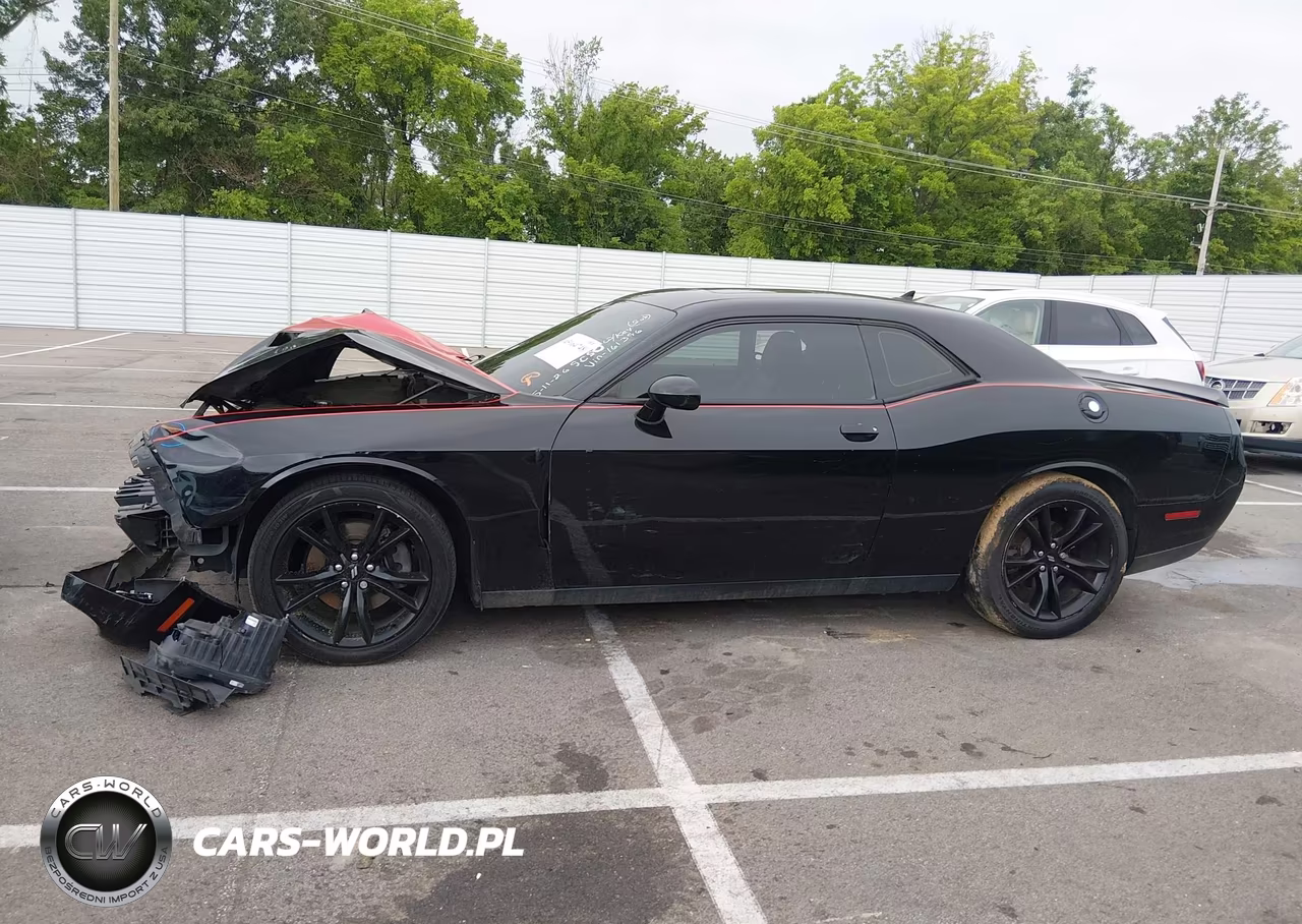 2018 Dodge Challenger Sxt Plus VIN:2C3CDZAG5JH161396 - 15