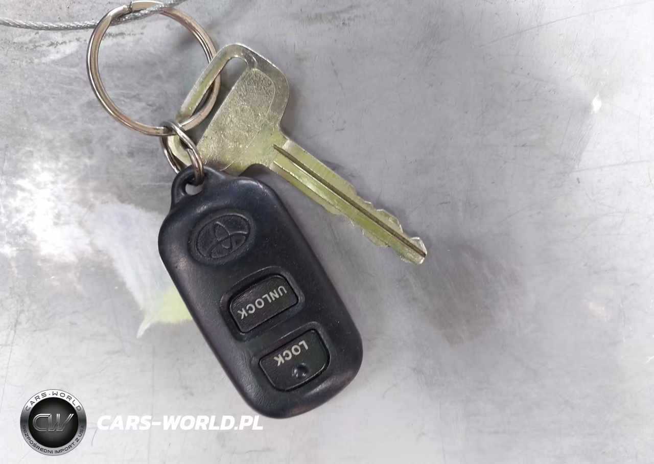 2004 Toyota Corolla Le VIN:1NXBR32E64Z310494 - 11