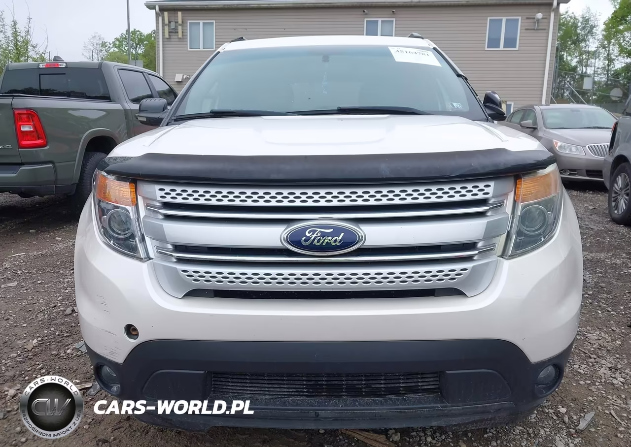 2015 Ford Explorer Xlt VIN:1FM5K8D85FGA84441 - 13