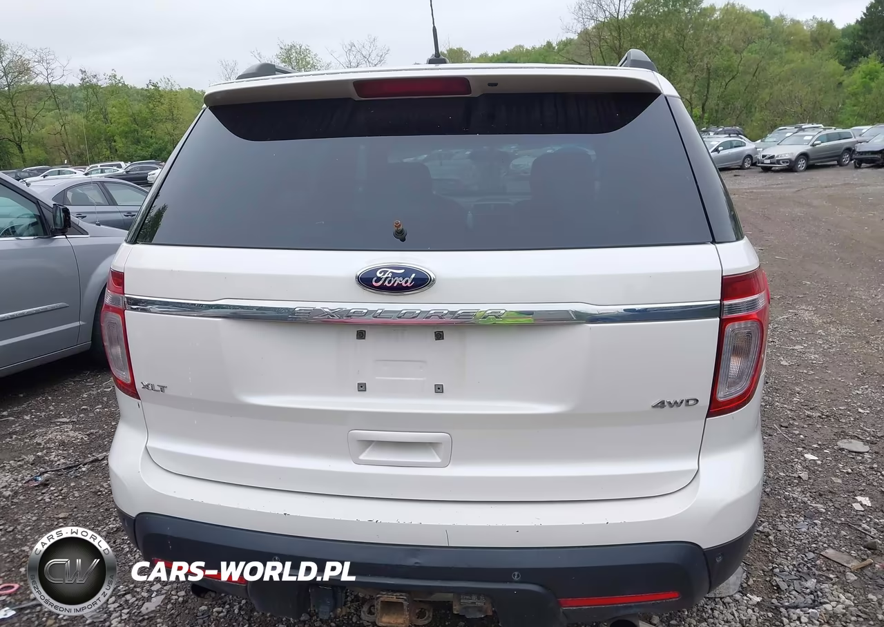 2015 Ford Explorer Xlt VIN:1FM5K8D85FGA84441 - 17