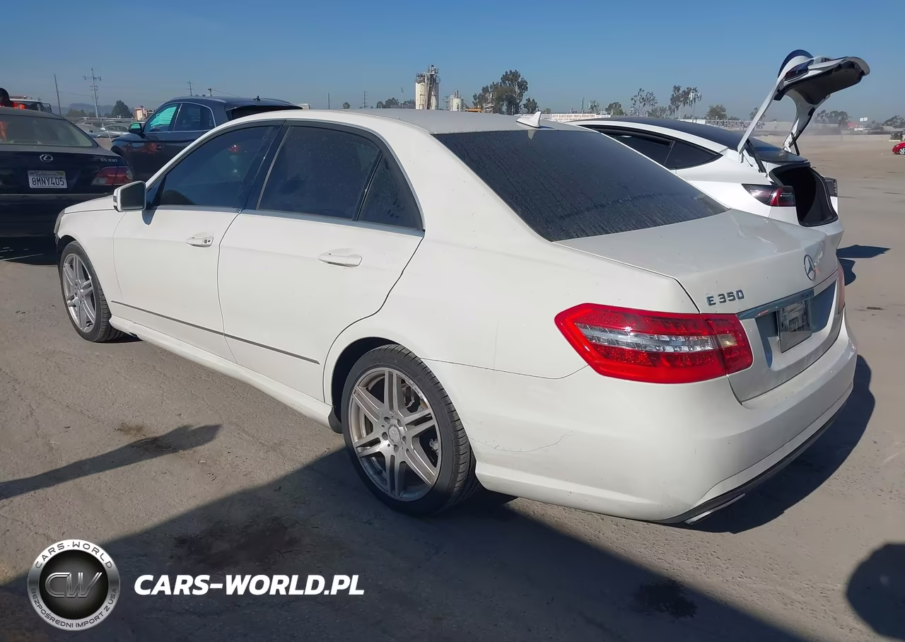 2010 Mercedes-Benz E 350 VIN:WDDHF5GB8AA093776 - 3