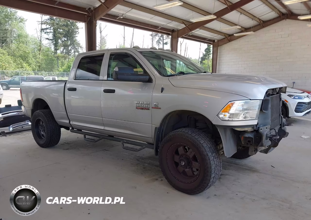 2017 Ram 3500 Tradesman 4X4 6'4 Box