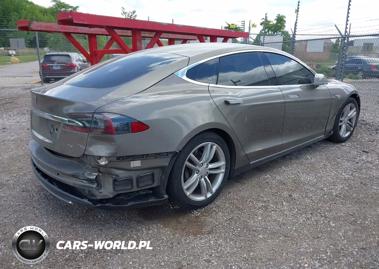 2015 Tesla Model S 70D-85D-P85D VIN:5YJSA1S22FF098372 - 4