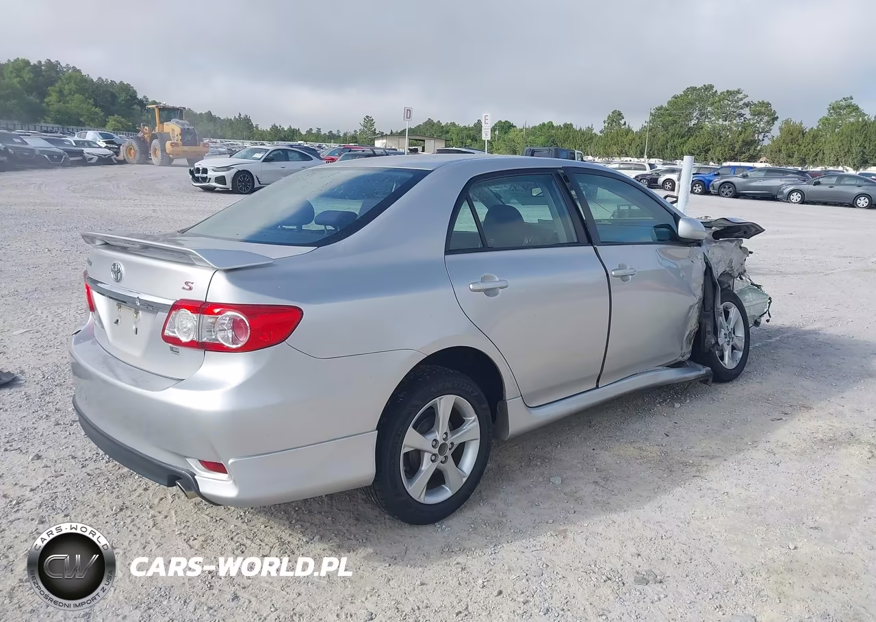 2011 Toyota Corolla S VIN:2T1BU4EE6BC622927 - 4