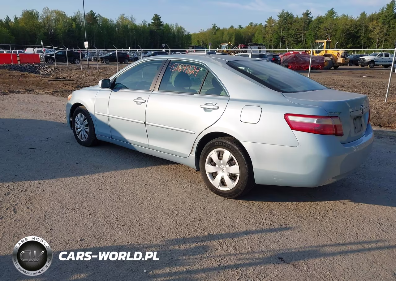 2007 Toyota Camry Le VIN:4T1BE46K17U620817 - 3